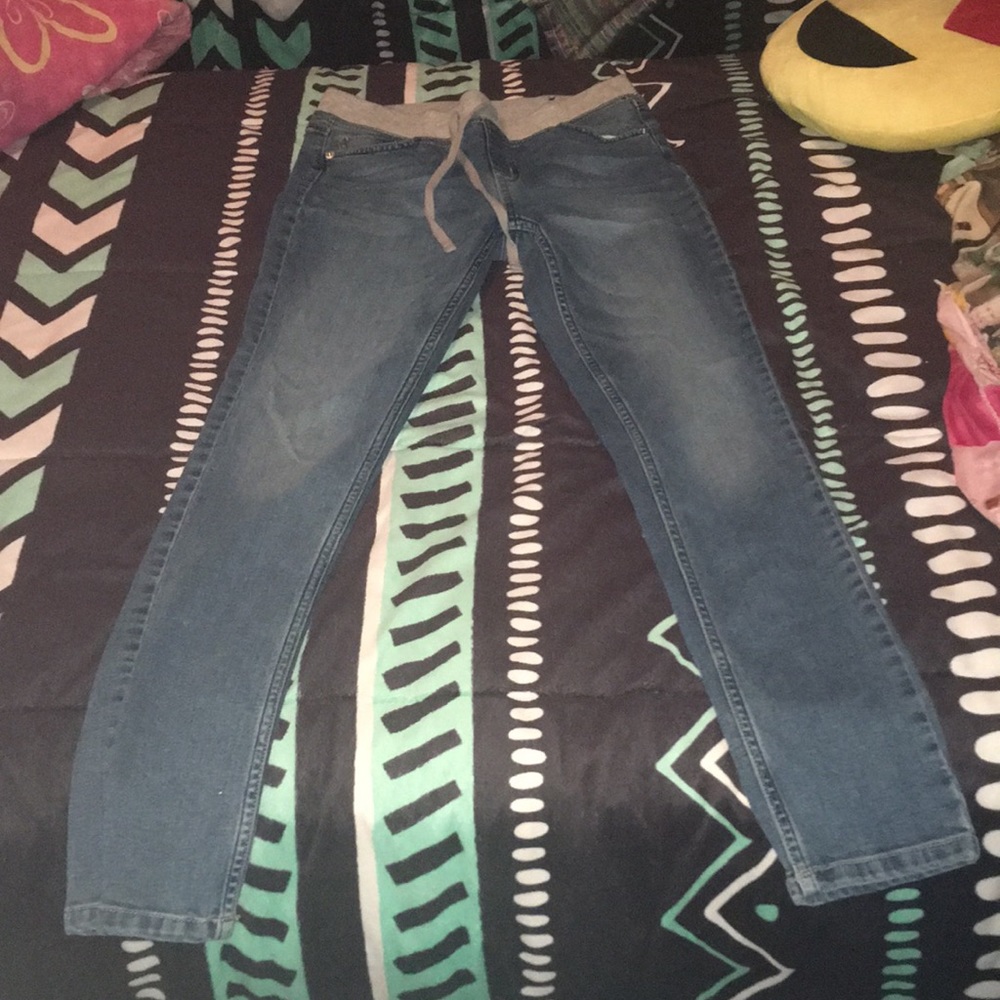 Blue jeans with elastic waist band